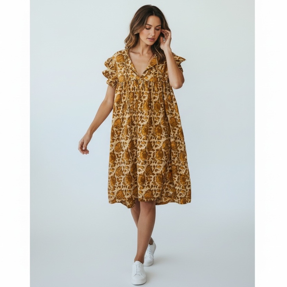 Chic Floral Midi Dress with Ruffle Sleeves